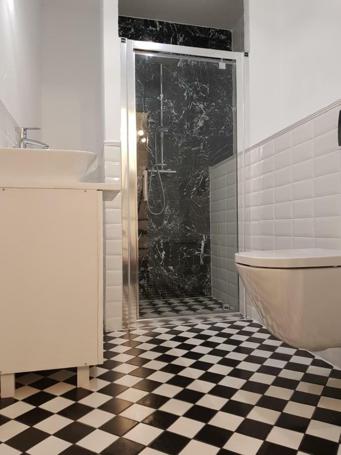 Apartamenty Strzelecka Poznań Exteriör bild